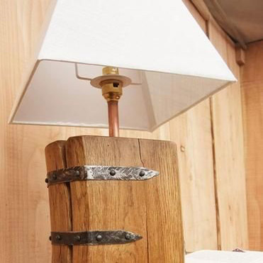 lampe bois rétro, Albertville, Ugine, Moutiers, Savoie